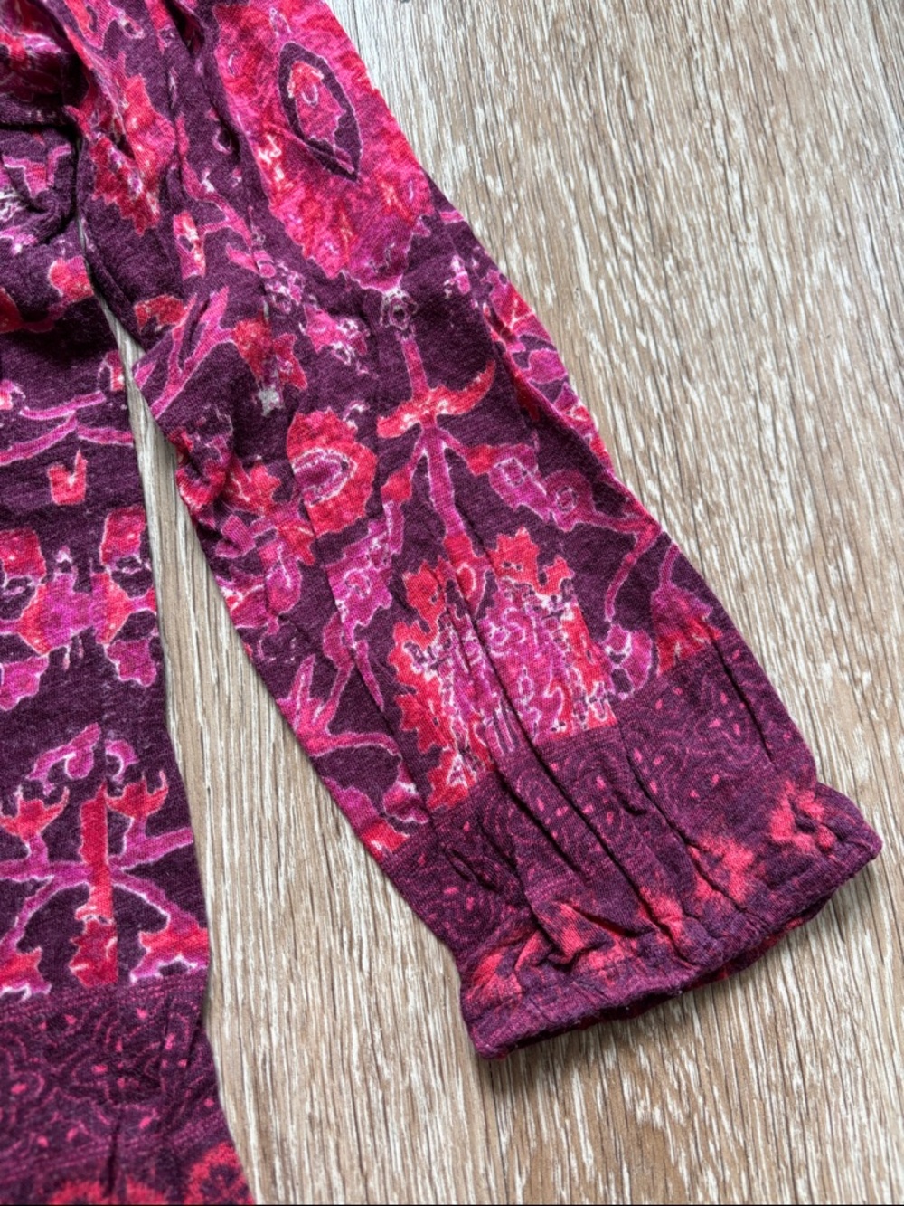 Lucky Brand pink/purple print 3/4 sleeve henley top, medium - Picture 4 of 6